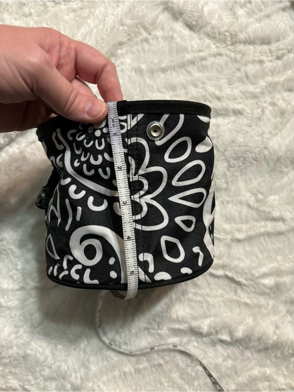 Thirty-One Oh Snap Bin in Playful Parade Black/White Paisley Retired